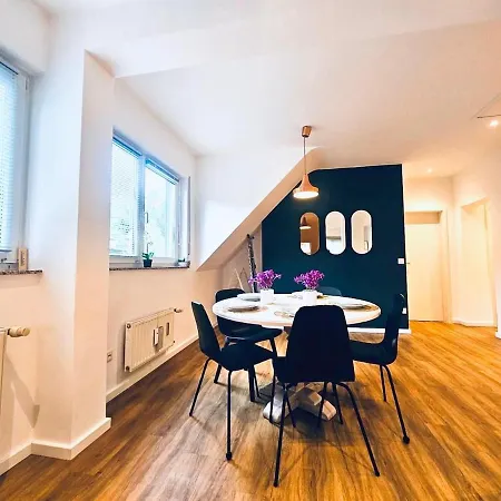 Living Stylish 2br W Free Parking *